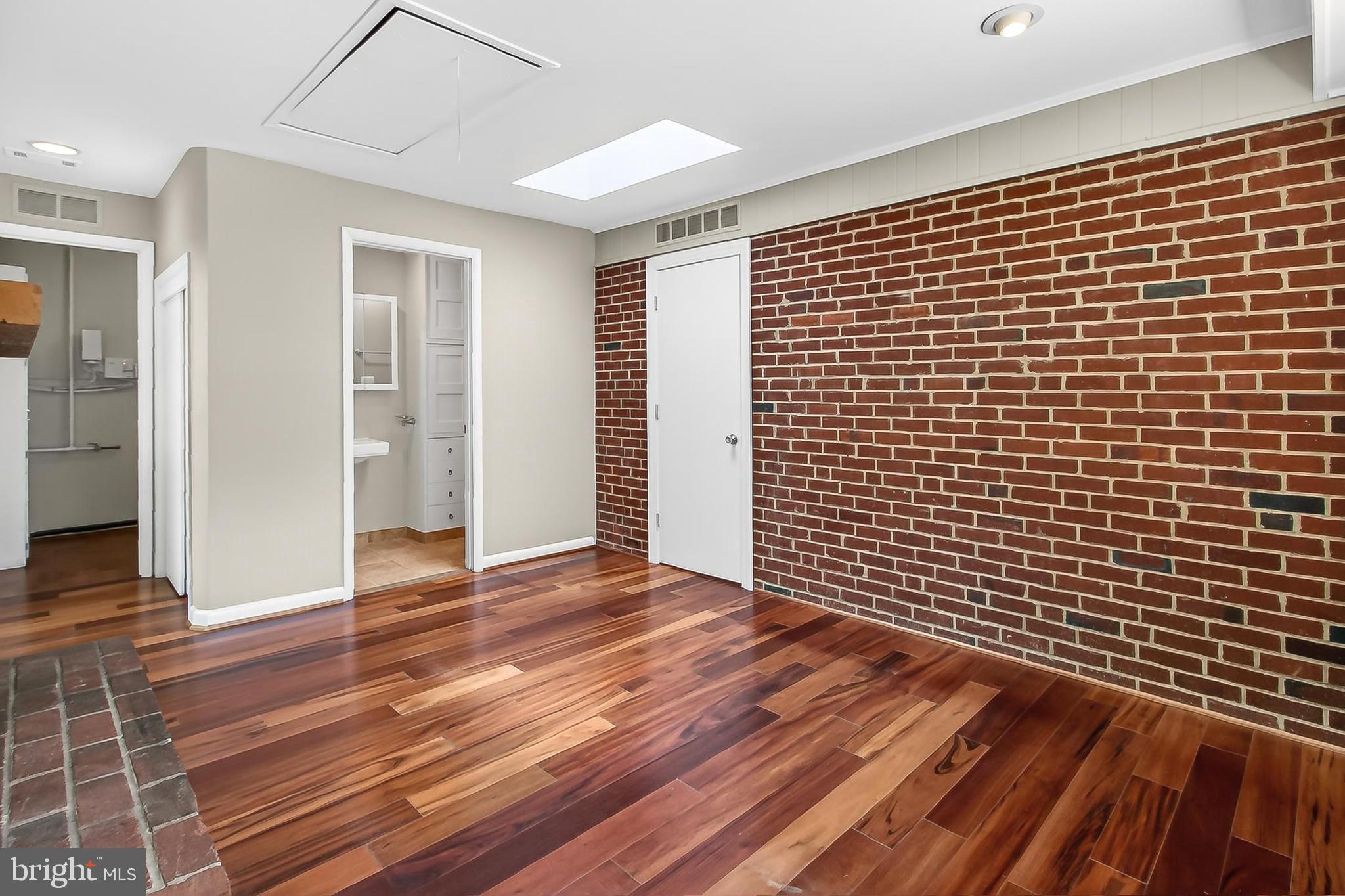 5509 Inverchapel Road Springfield, VA 22151 - Photo 13 of 34