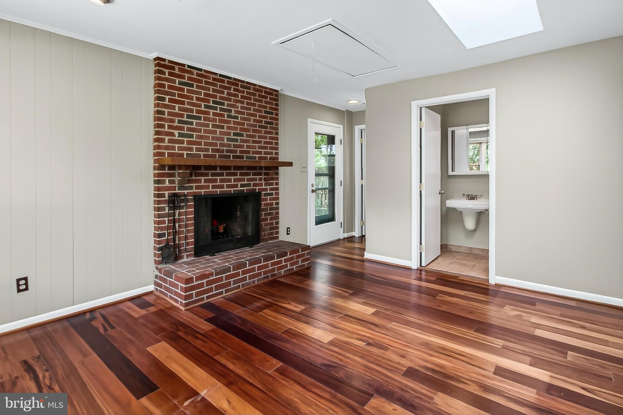 5509 Inverchapel Road Springfield, VA 22151 - Photo 16 of 34