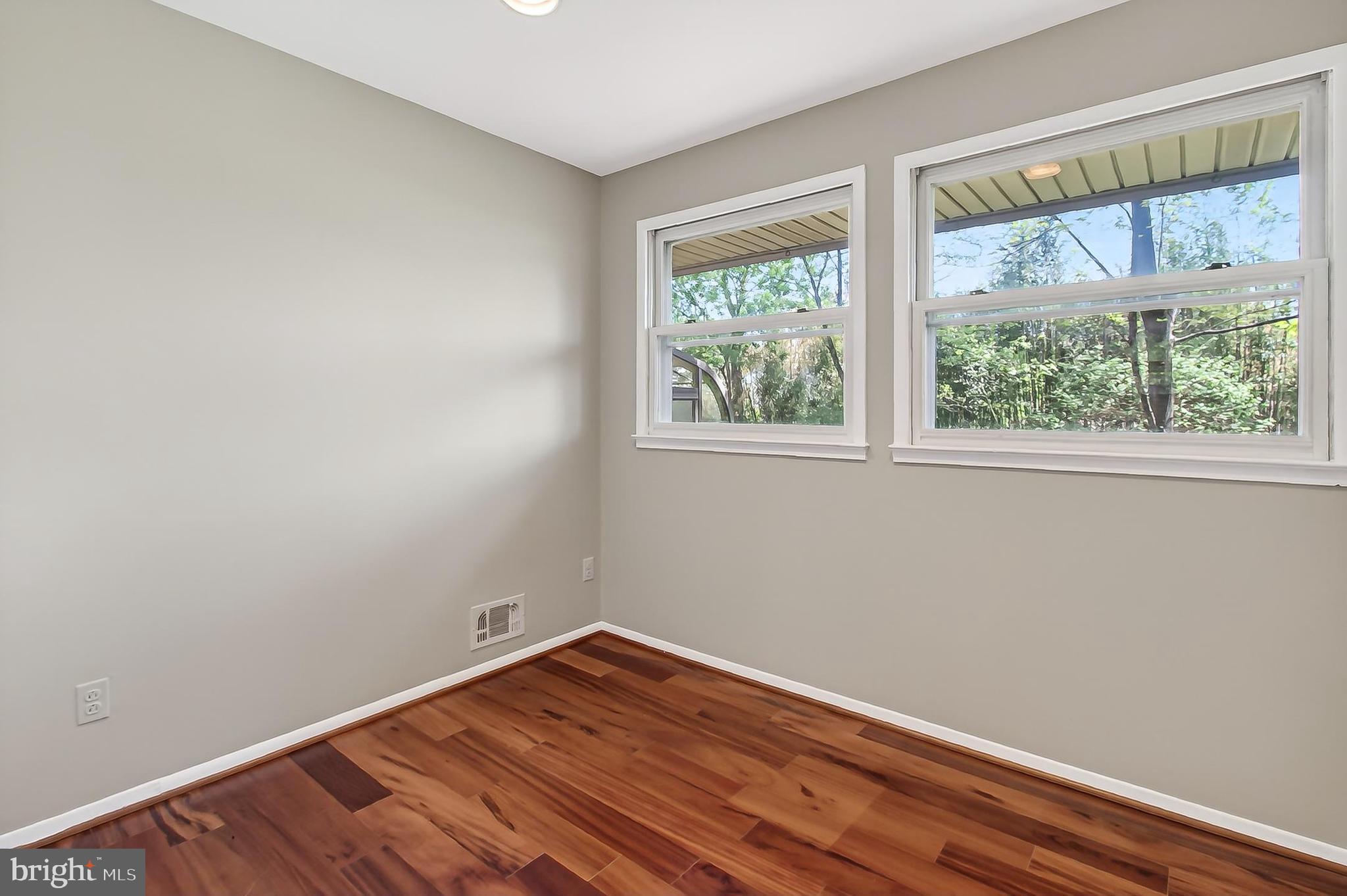 5509 Inverchapel Road Springfield, VA 22151 - Photo 25 of 34