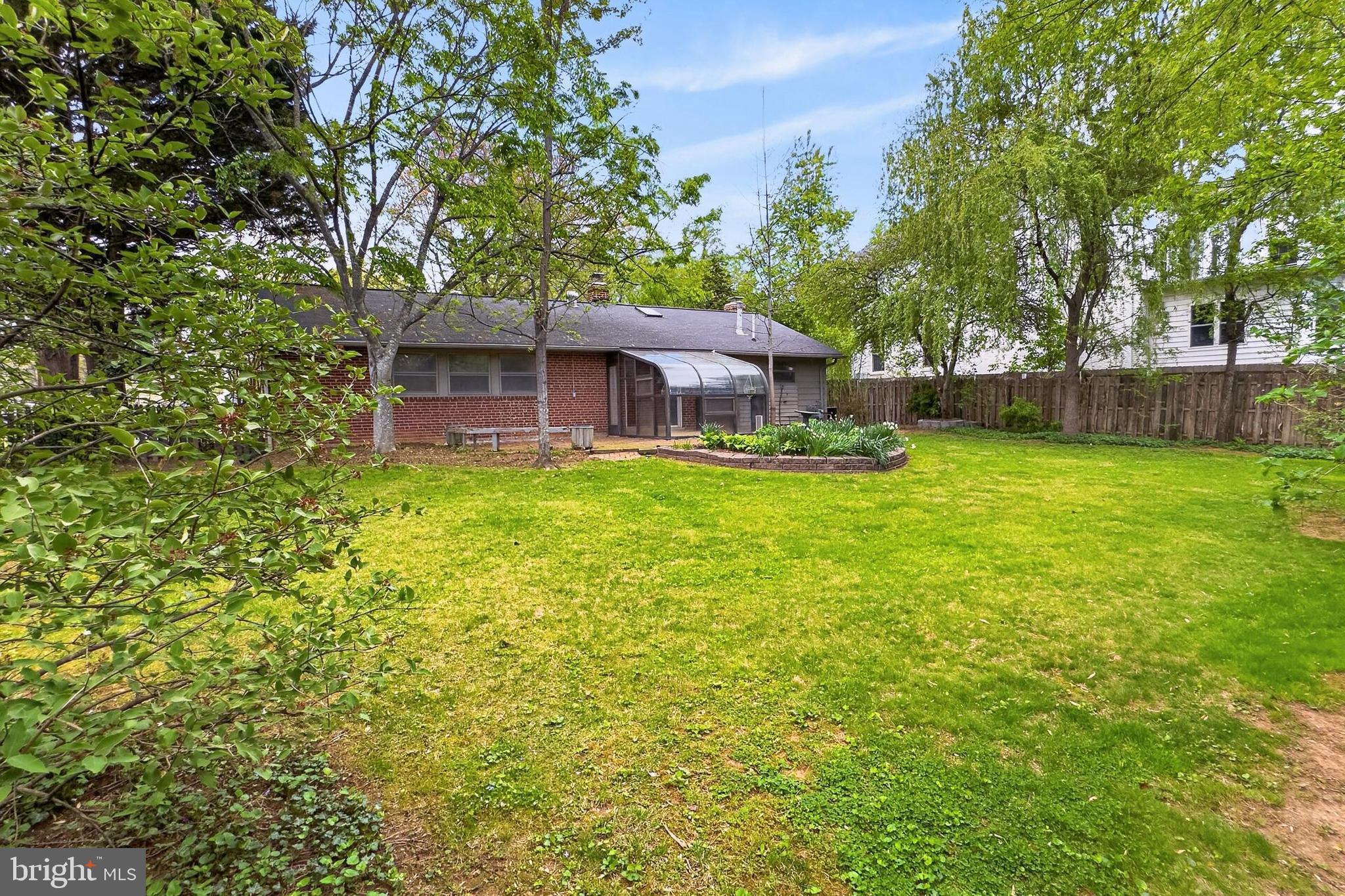 5509 Inverchapel Road Springfield, VA 22151 - Photo 33 of 34