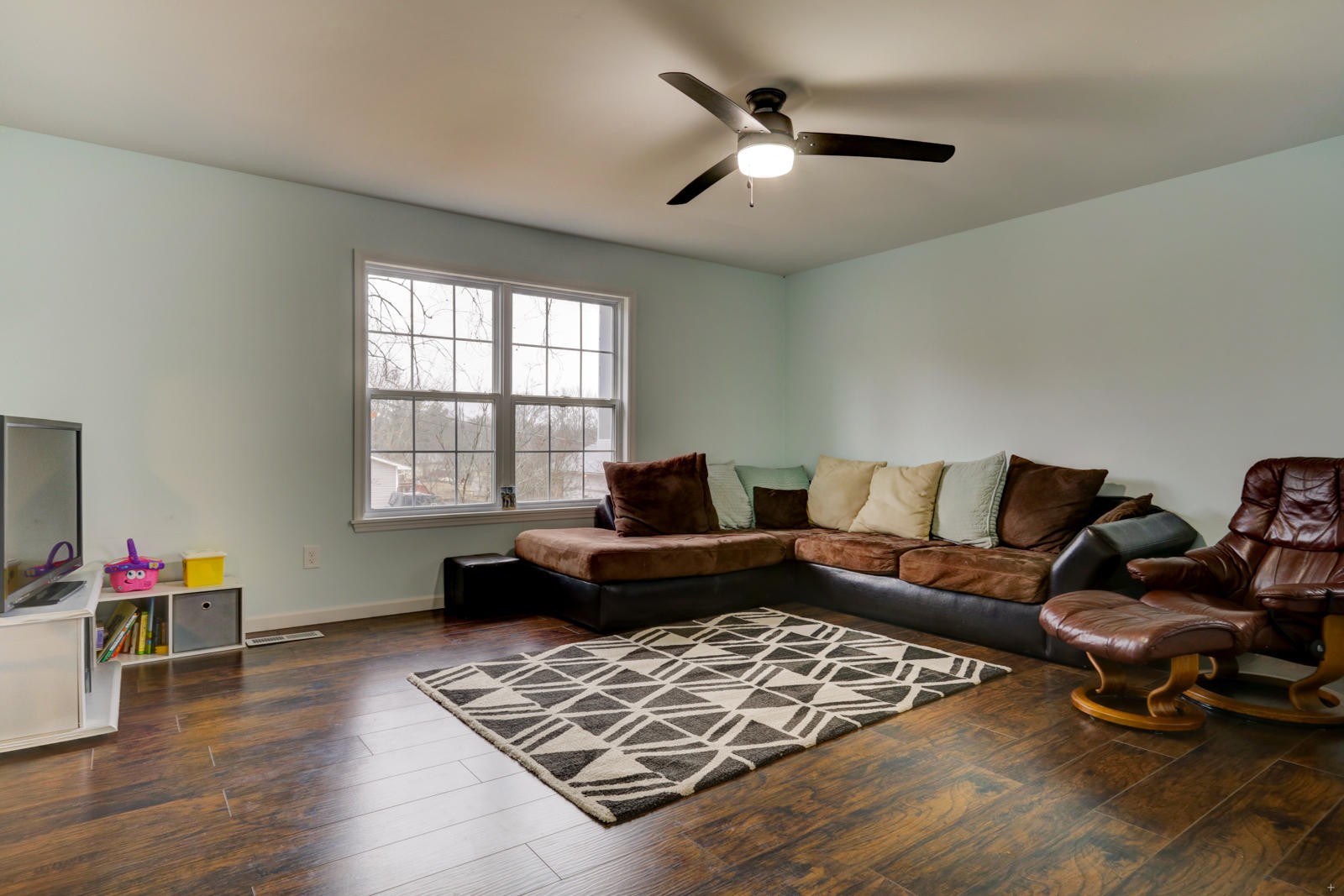 601 Worcester Road Knoxville, TN 37934 - Photo 3 of 21 Gallery Image 3