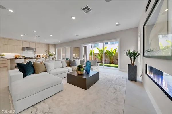 $2,398,000 | 121 Mulberry, Lake Forest, CA 92630