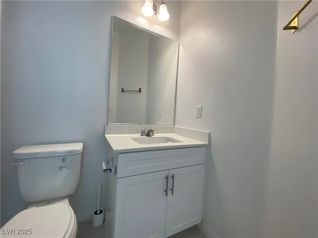 $2,000 | 412 Desert Cadence Street, Henderson, NV 89011