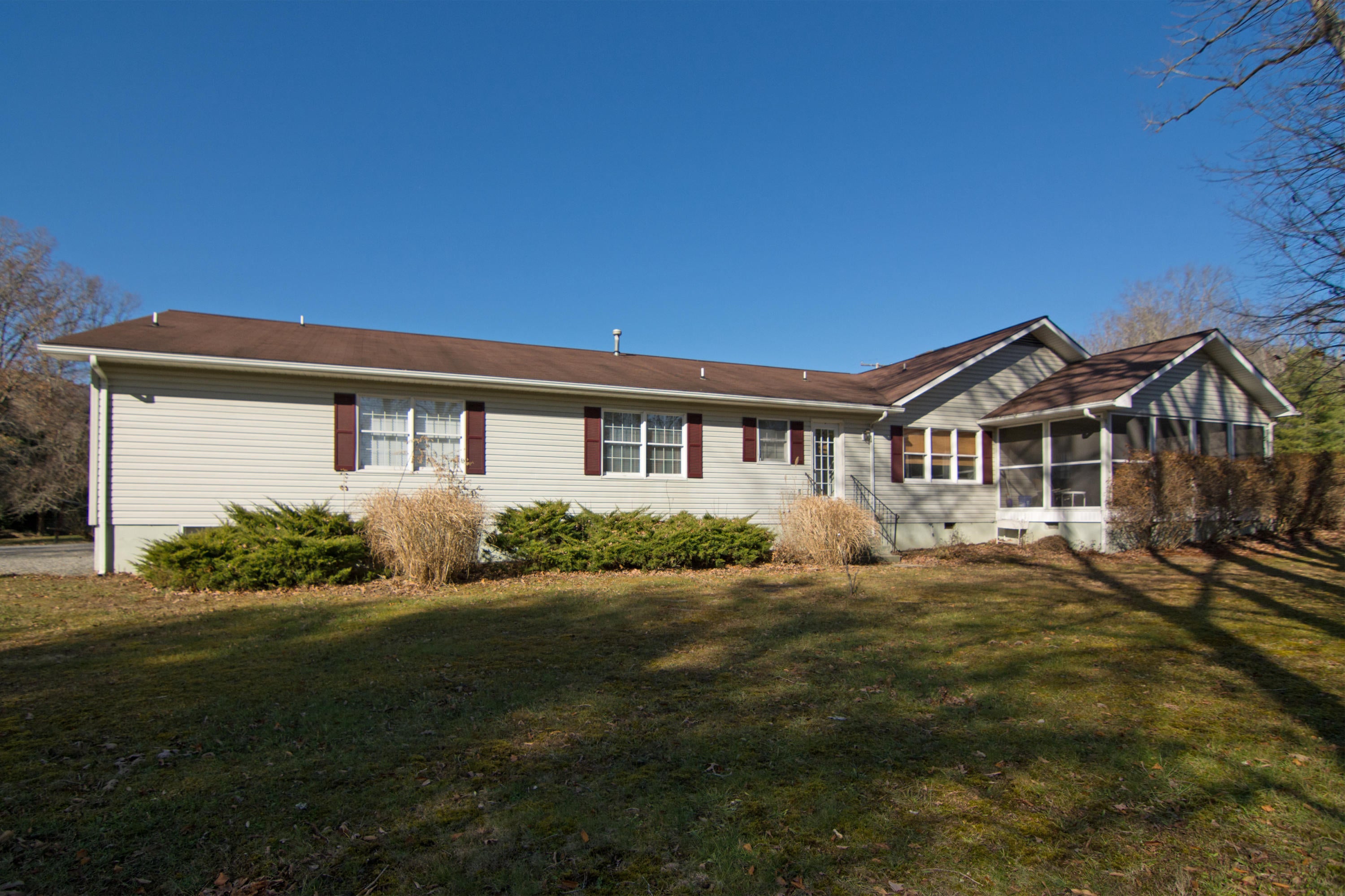 547 Rowan Road White Sulphur Springs, WV 24986 - Photo 2 of 58 Gallery Image 2