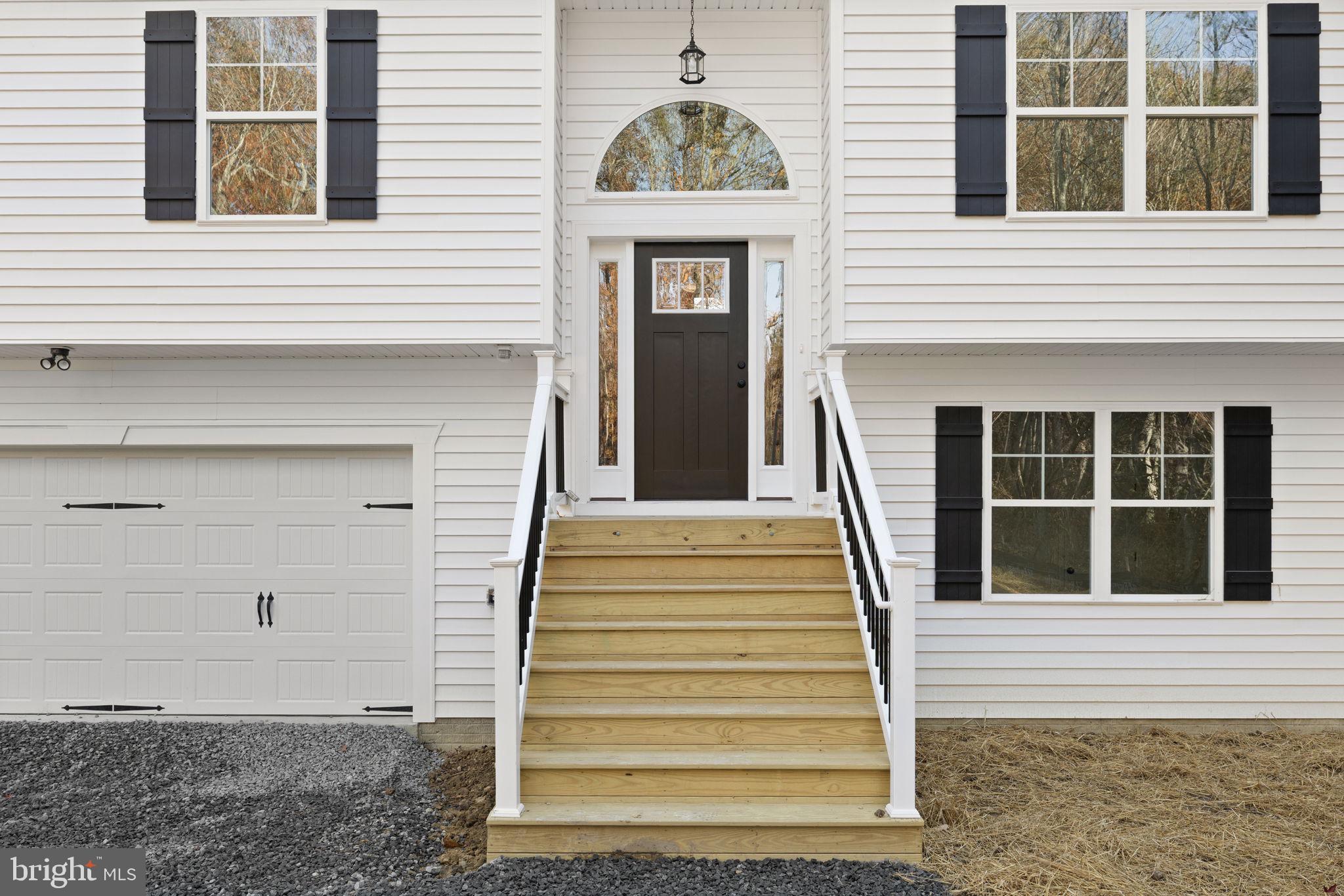 3319 Partlow Road Partlow, VA 22534 - Photo 40 of 47 a front view of a house with a window
