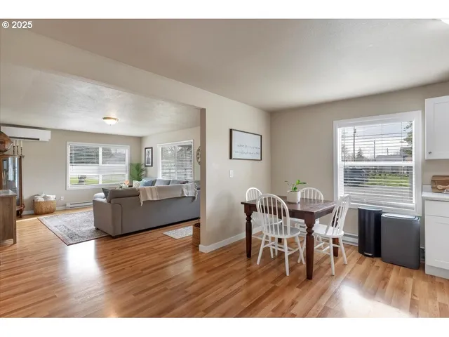 $375,000 | 212 Picture Street, Independence, OR 97351