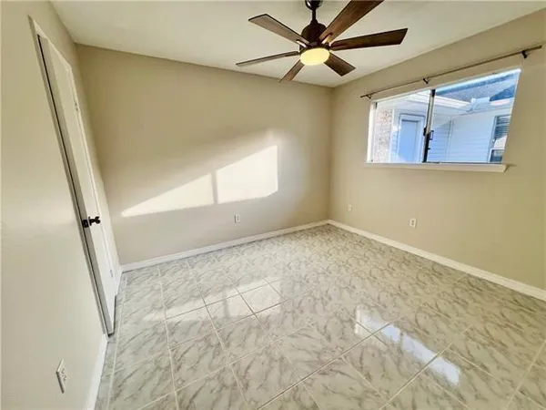 $1,900 | 107 Dixie Circle, Slidell, LA 70458
