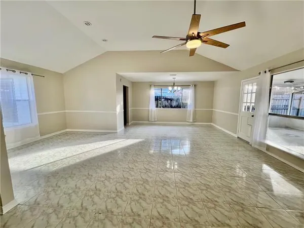 $1,900 | 107 Dixie Circle, Slidell, LA 70458