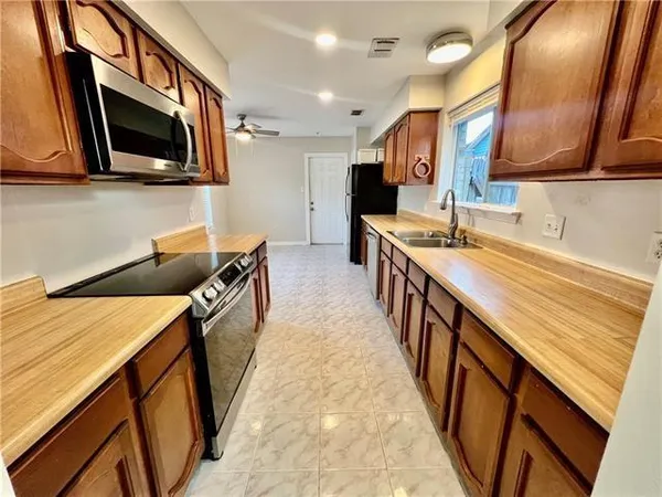 $1,900 | 107 Dixie Circle, Slidell, LA 70458