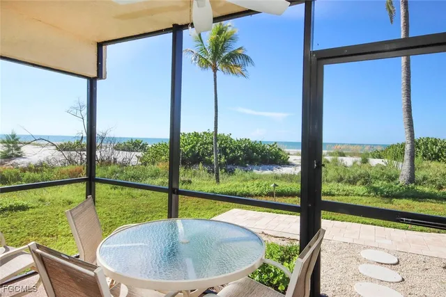 $1,090,000 | 2230 Camino Del Mar, Unit 1D1, Sanibel, FL 33957