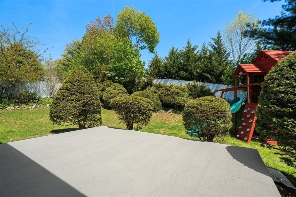 12 Theresa Road Stoneham, MA 02180 - Photo 24 of 26