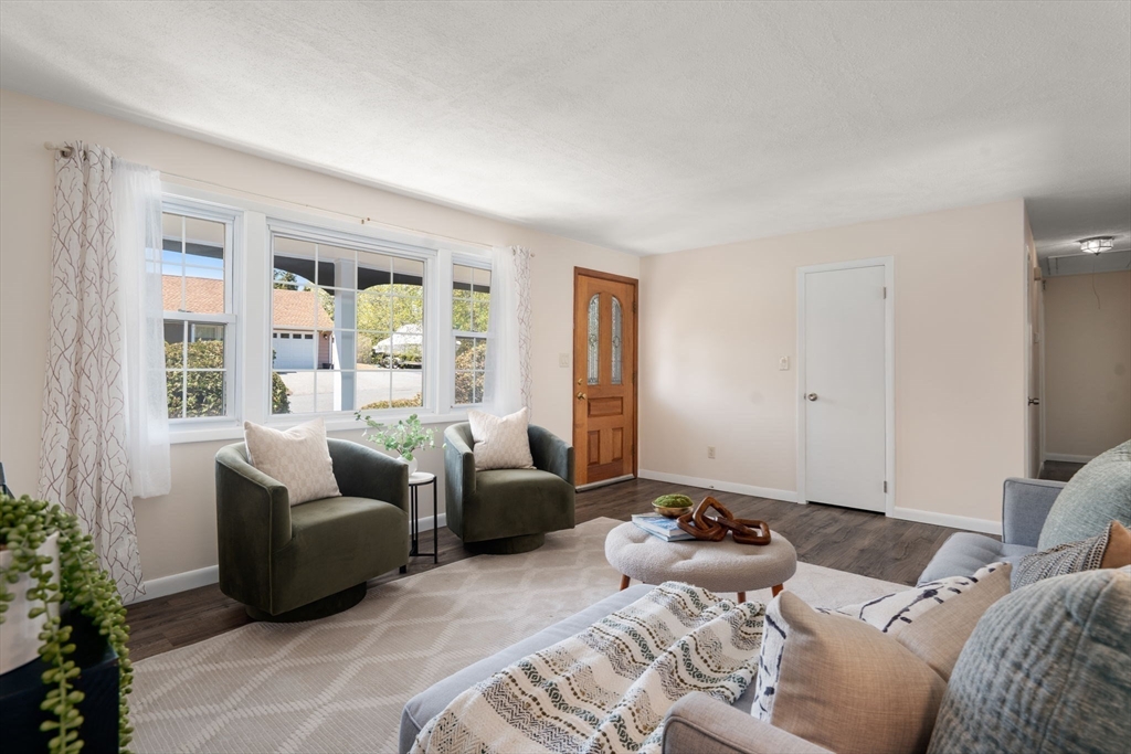 12 Theresa Road Stoneham, MA 02180 - Photo 5 of 26