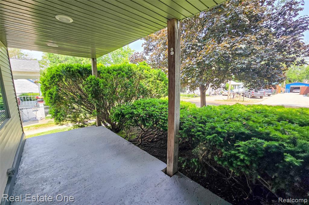3180 Eastwood Drive Rochester, MI 48309 - Photo 39 of 45