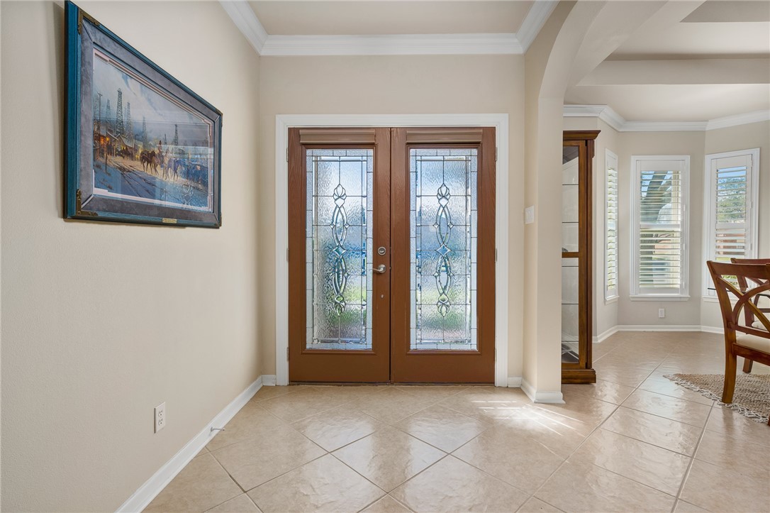 425 Seco Drive Portland, TX 78374 - Photo 5 of 39