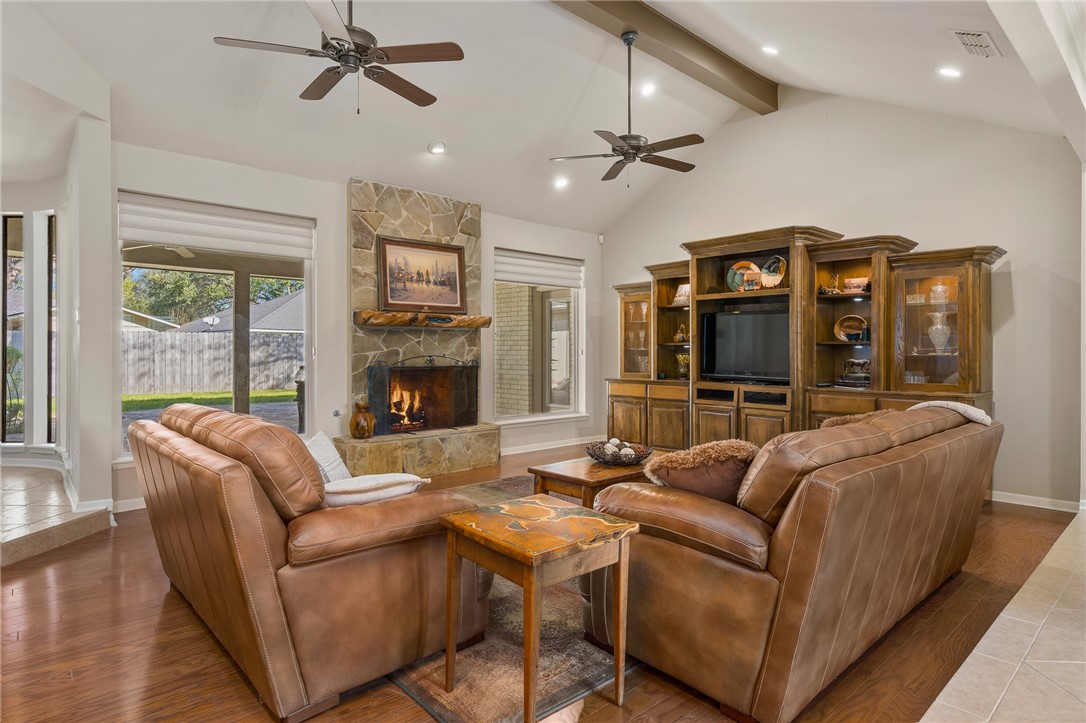 425 Seco Drive Portland, TX 78374 - Photo 9 of 39