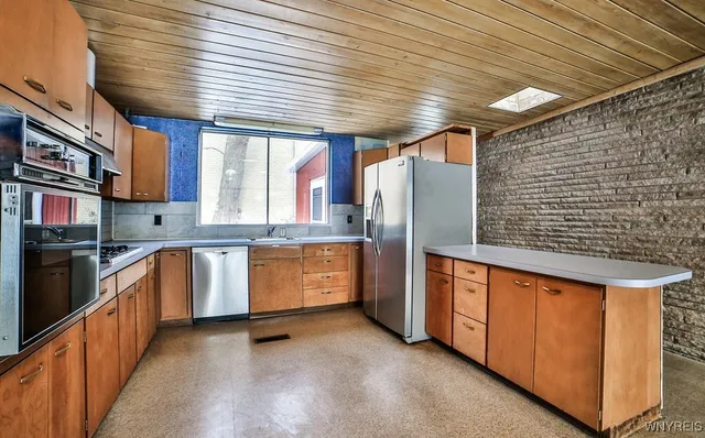 $200,000 | 13 Hirschfield Drive, Amherst, NY 14221