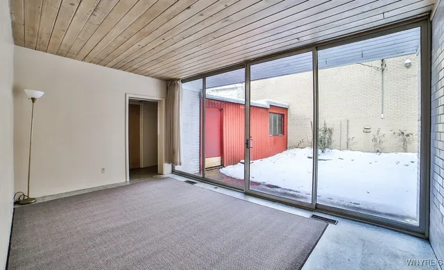 $200,000 | 13 Hirschfield Drive, Amherst, NY 14221