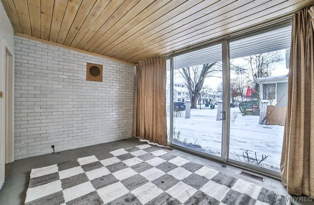 $200,000 | 13 Hirschfield Drive, Amherst, NY 14221