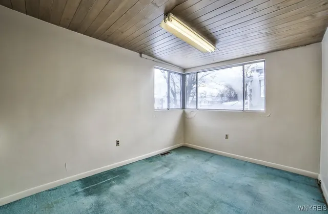 $200,000 | 13 Hirschfield Drive, Amherst, NY 14221