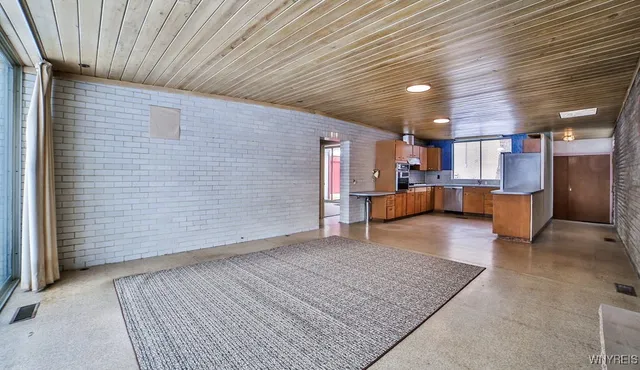 $200,000 | 13 Hirschfield Drive, Amherst, NY 14221