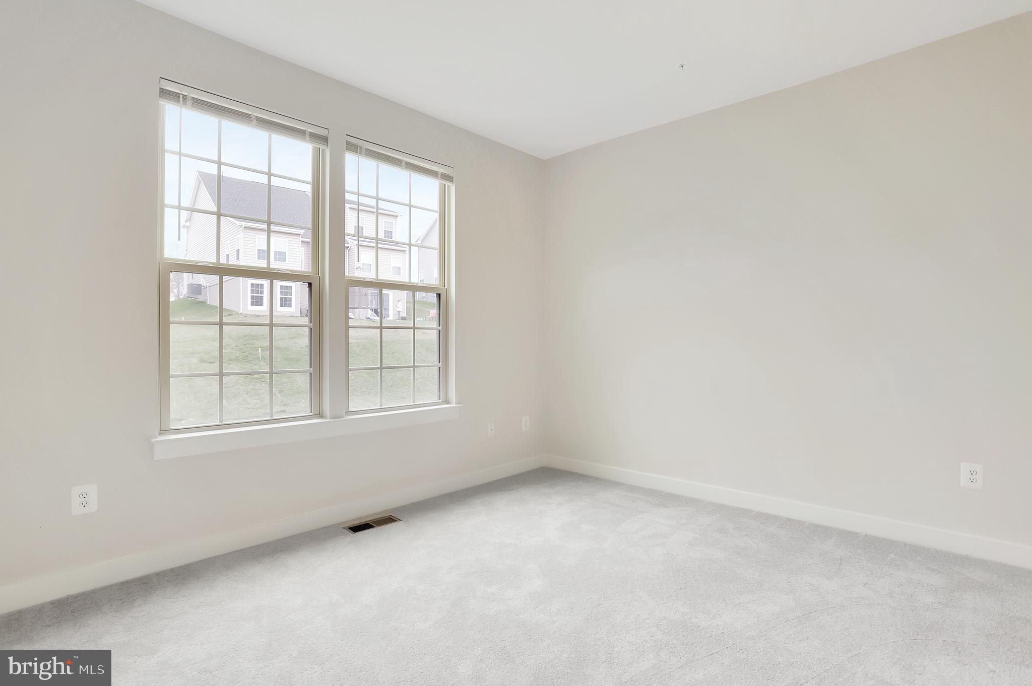 653 Central Avenue Brunswick, MD 21716 - Photo 14 of 62 Office