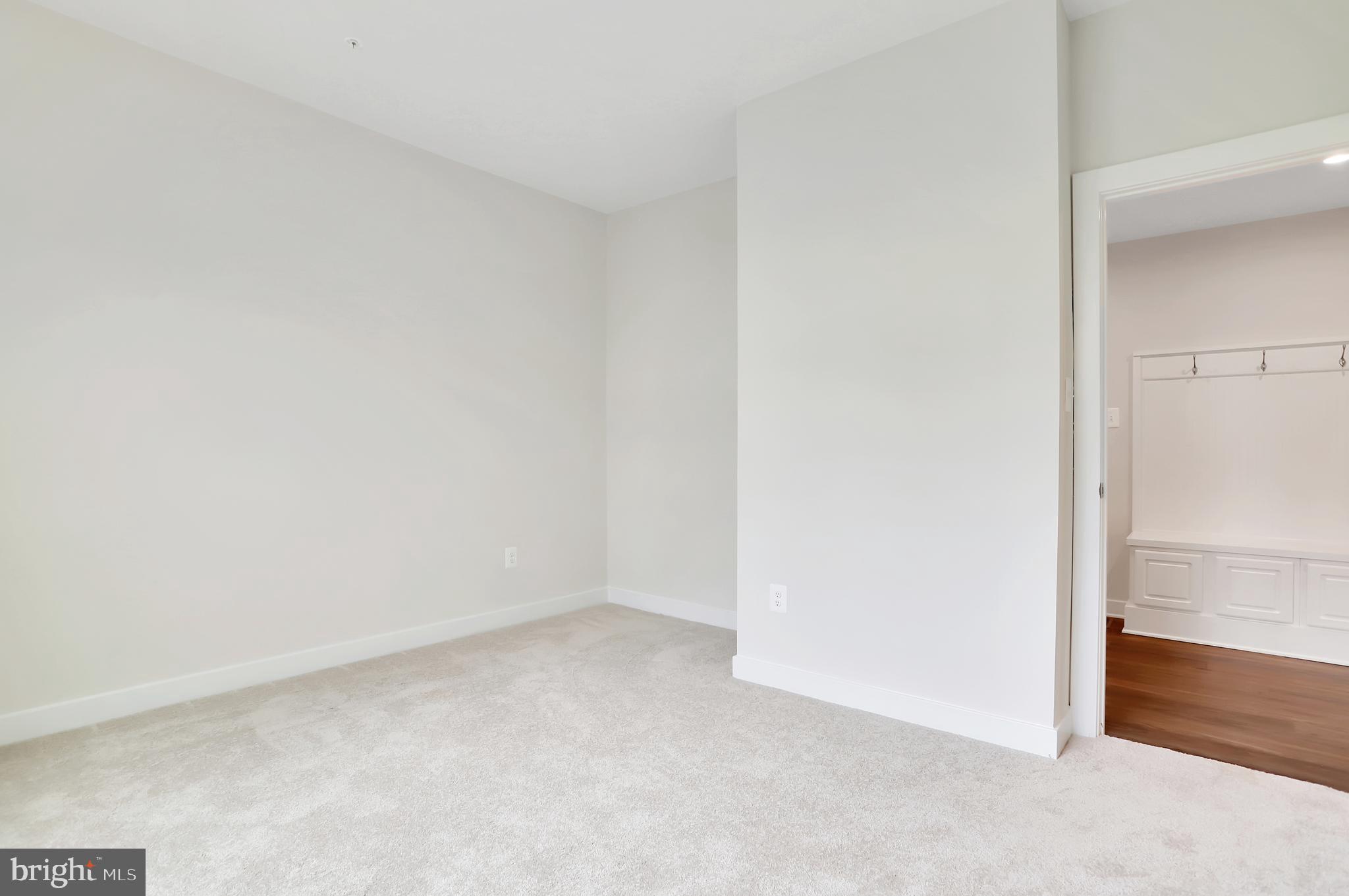 653 Central Avenue Brunswick, MD 21716 - Photo 16 of 62 Office