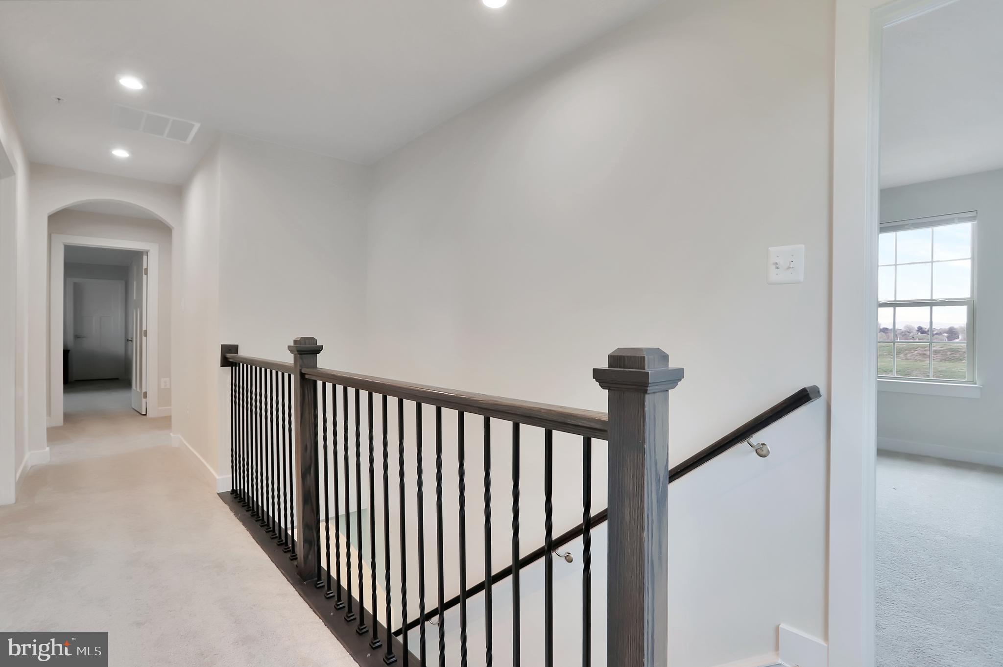 653 Central Avenue Brunswick, MD 21716 - Photo 20 of 62 Upper Level