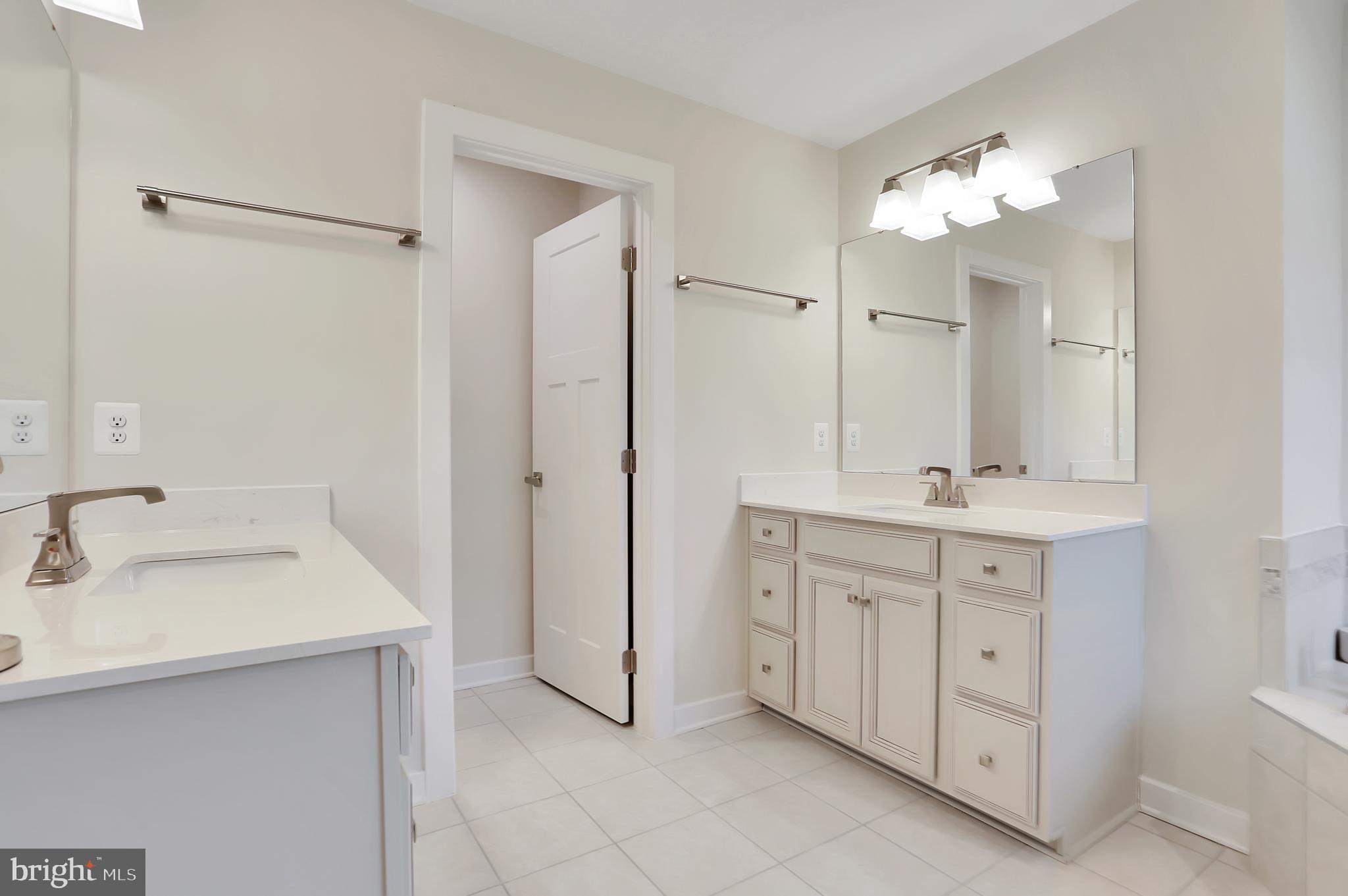 653 Central Avenue Brunswick, MD 21716 - Photo 24 of 62 Master Bathroom