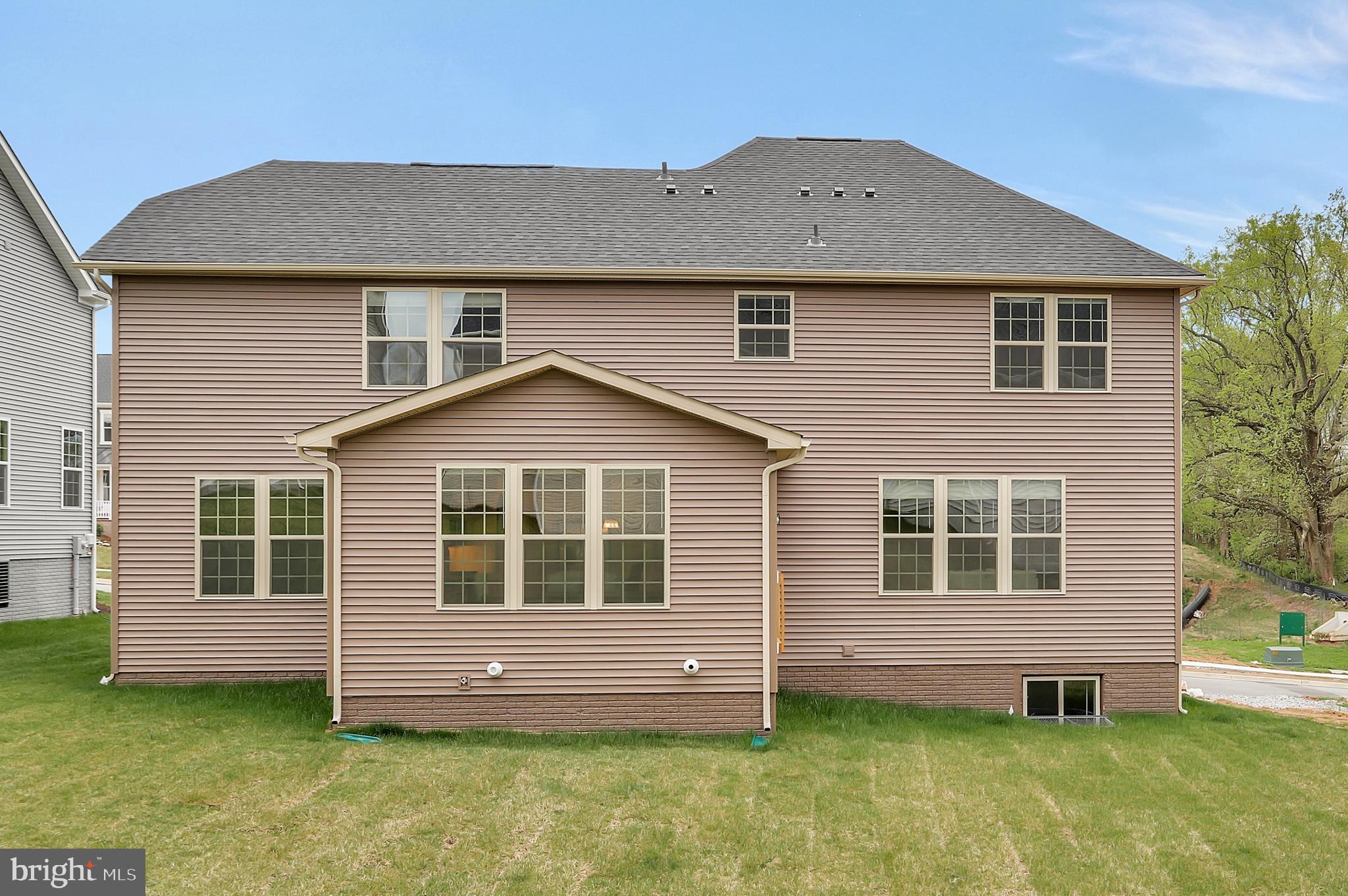 653 Central Avenue Brunswick, MD 21716 - Photo 46 of 62 Exterior