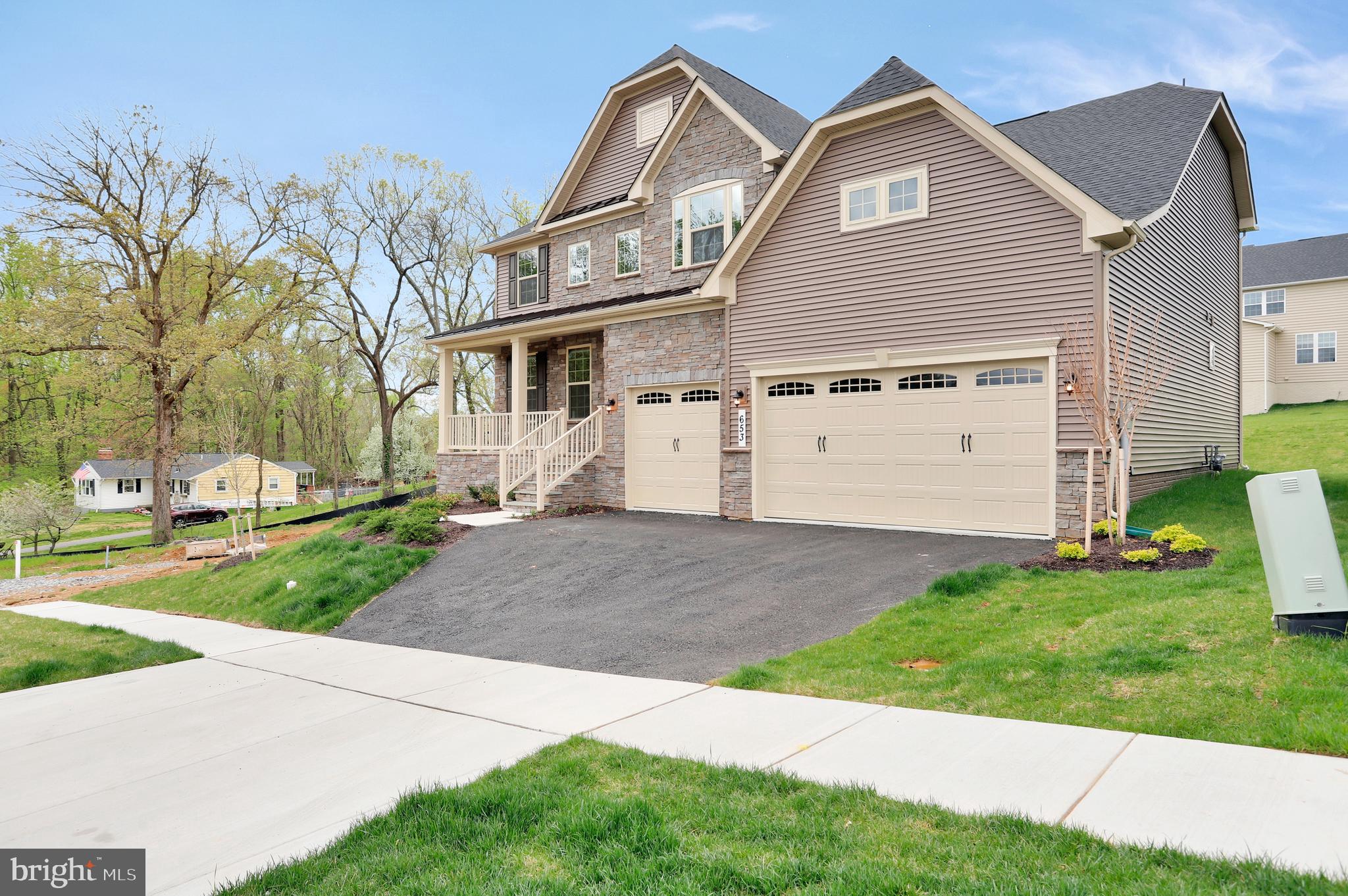 653 Central Avenue Brunswick, MD 21716 - Photo 47 of 62 Exterior