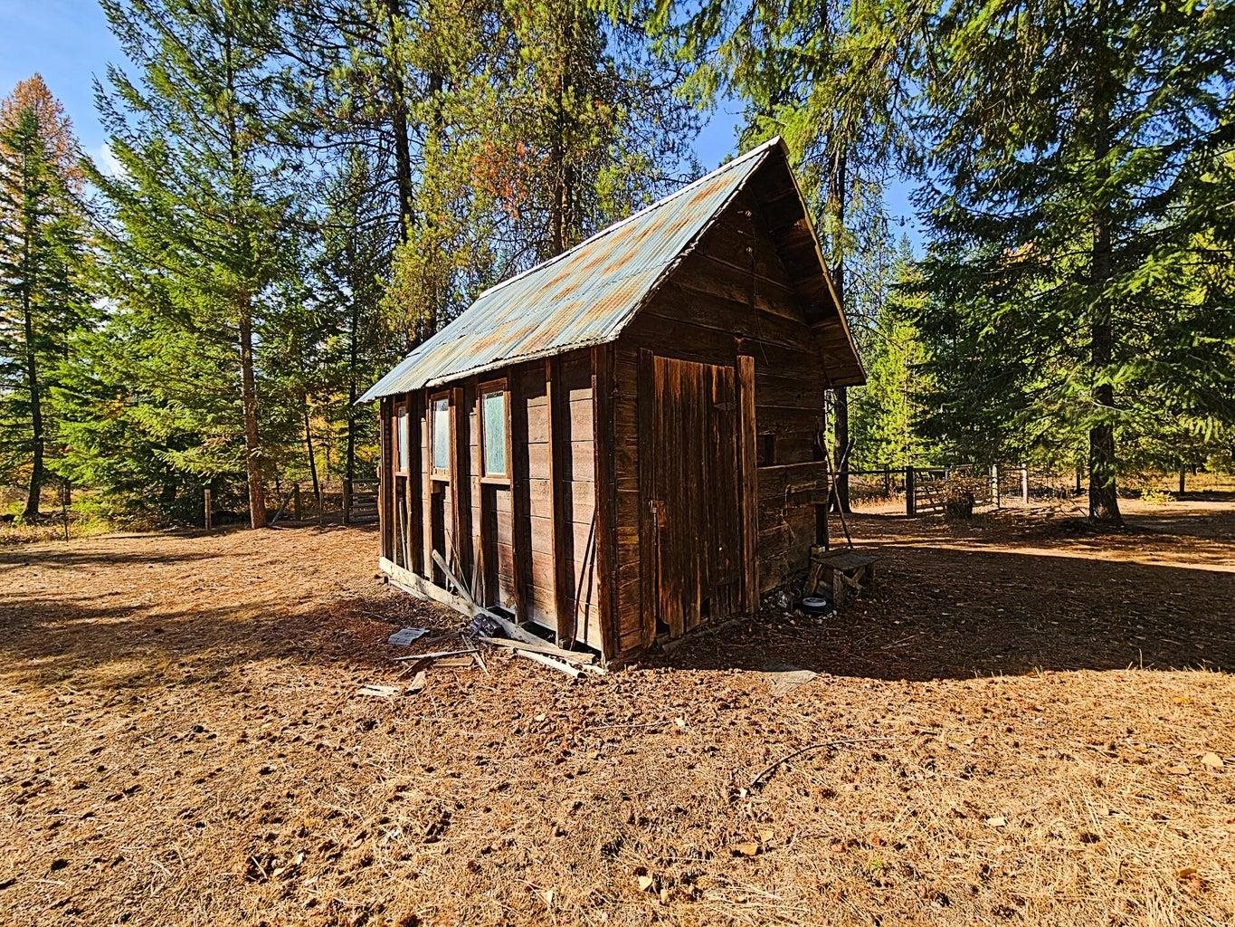1077 Middle Basin Road Colville, WA 99114 - Photo 31 of 50