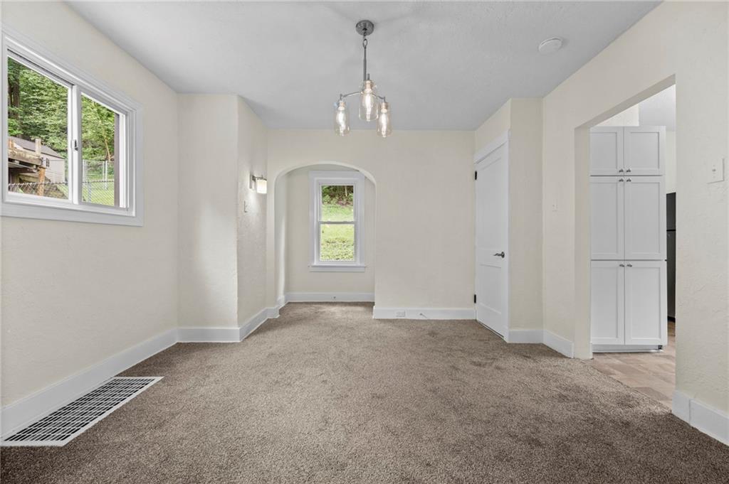 7 Spring St Extension Pittsburgh, PA 15223 - Photo 7 of 34 Gallery Image 7