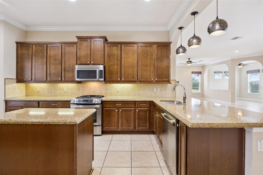 228 Bayou Bend Road Groveland, FL 34736 - Photo 12 of 68
