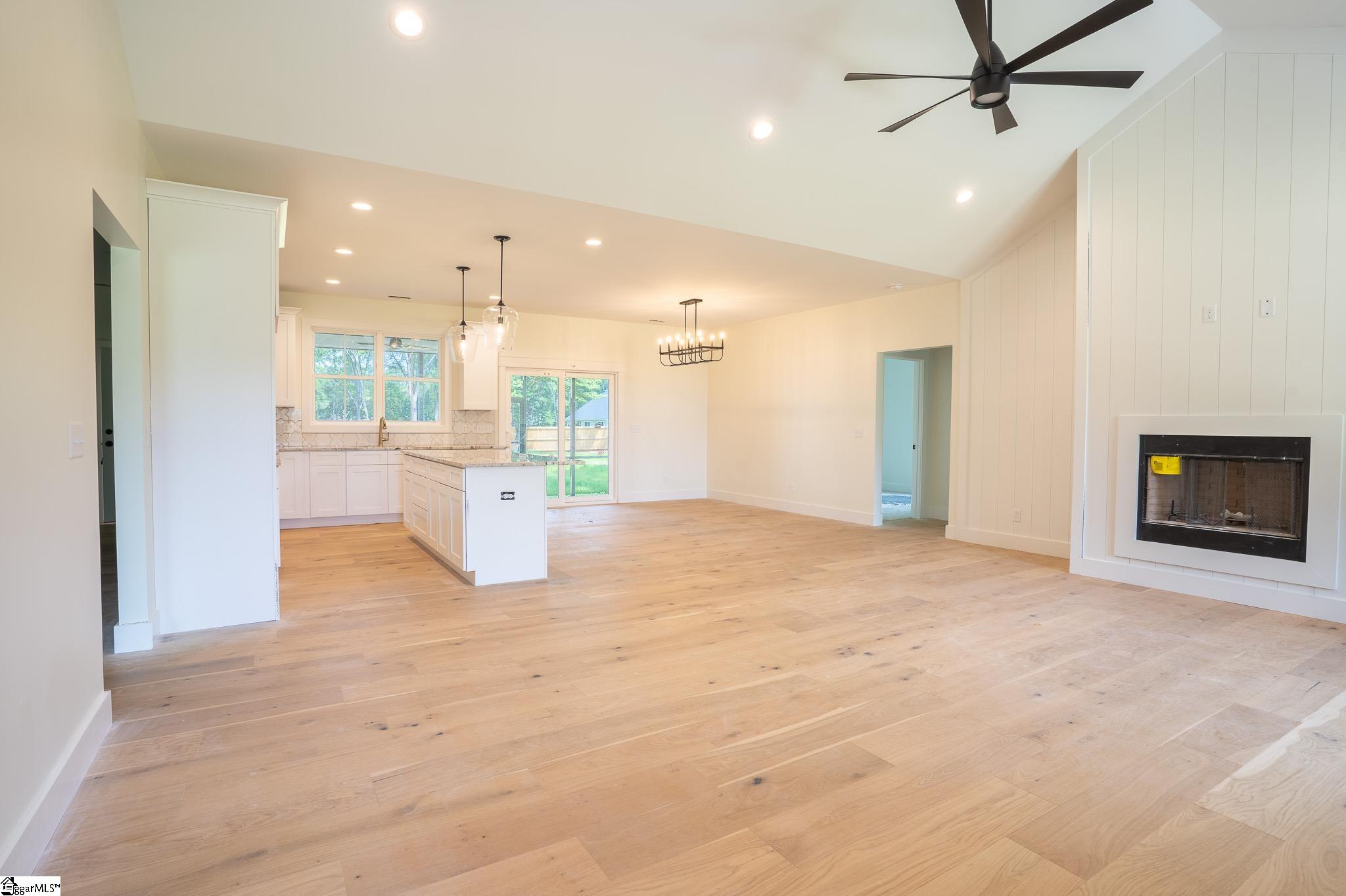 1243 Owens Road Greer, SC 29651 - Photo 4 of 22