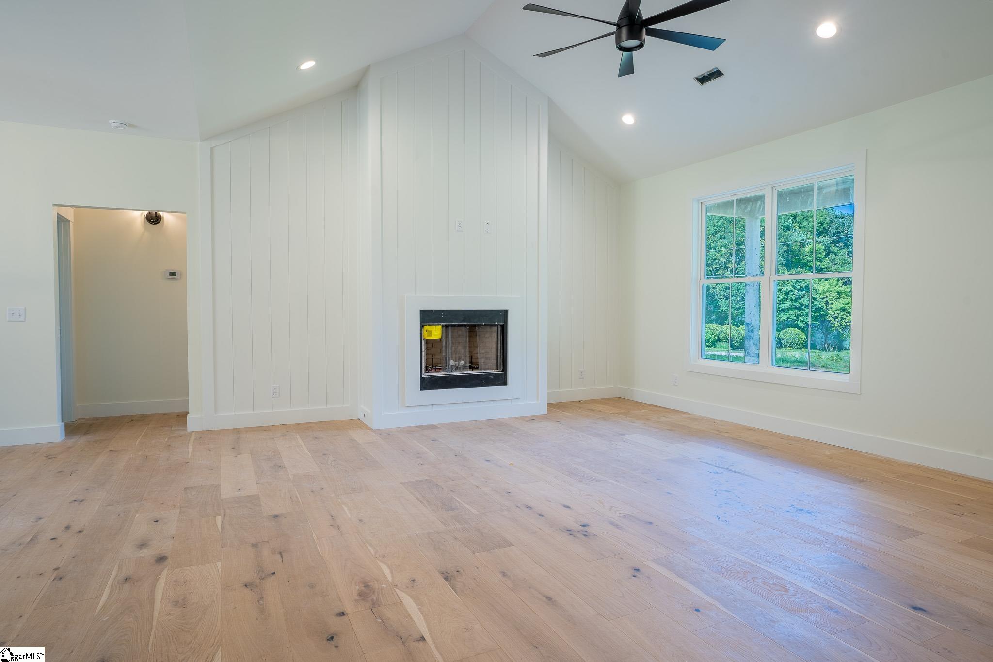 1243 Owens Road Greer, SC 29651 - Photo 5 of 22