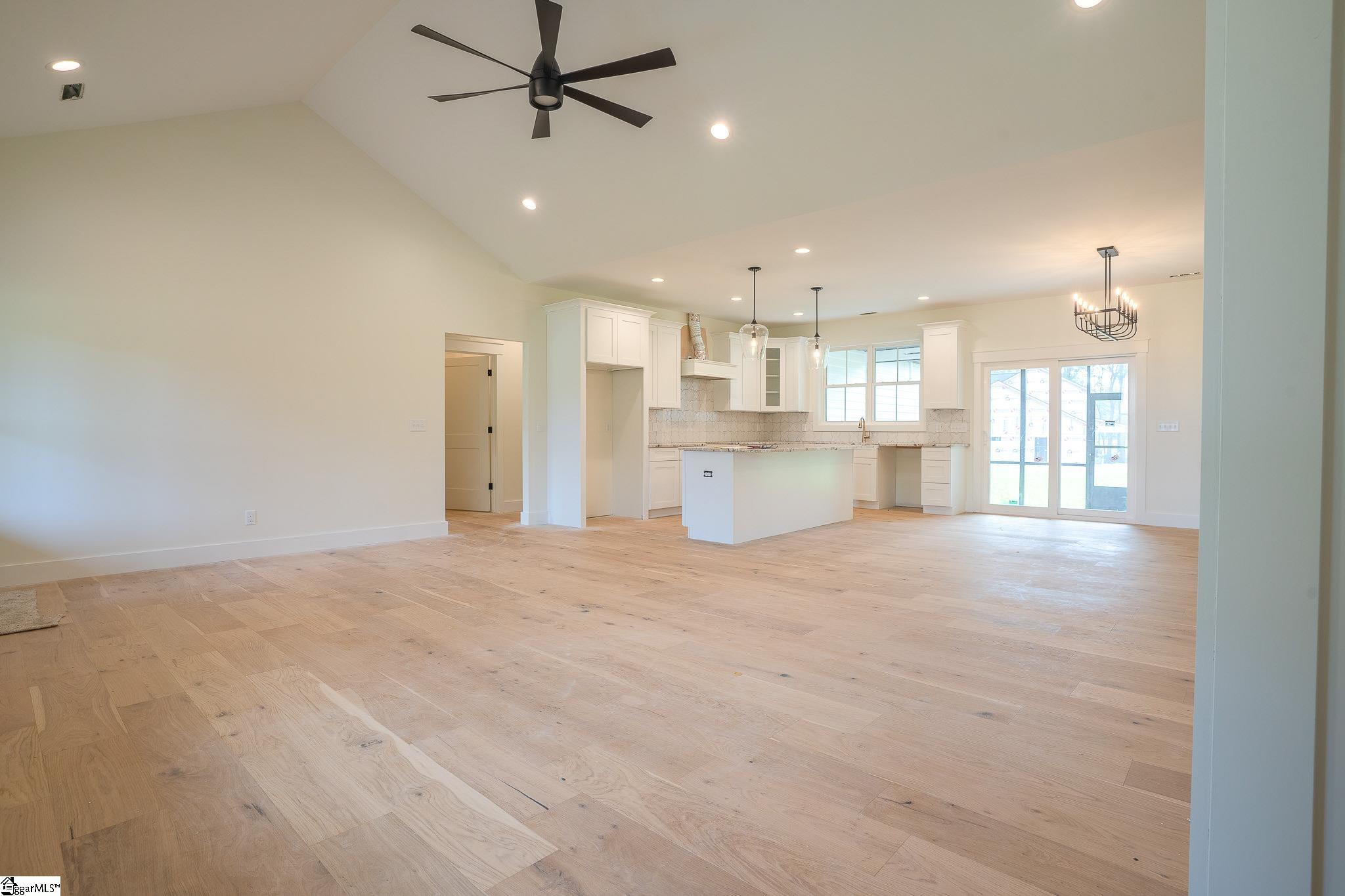 1243 Owens Road Greer, SC 29651 - Photo 6 of 22