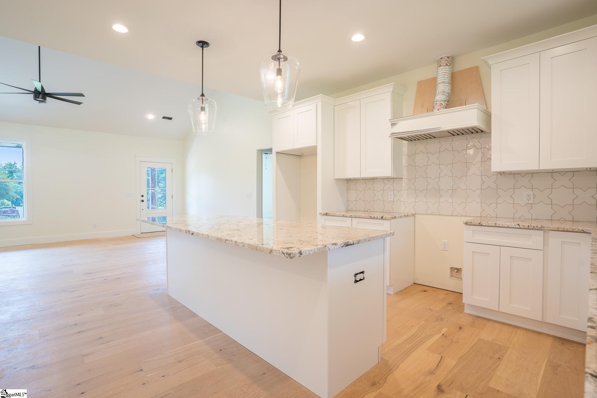 1243 Owens Road Greer, SC 29651 - Photo 9 of 22