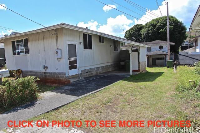 2247 Booth Road Honolulu, HI 96813 - Photo 1 of 1 a view of a house with backyard