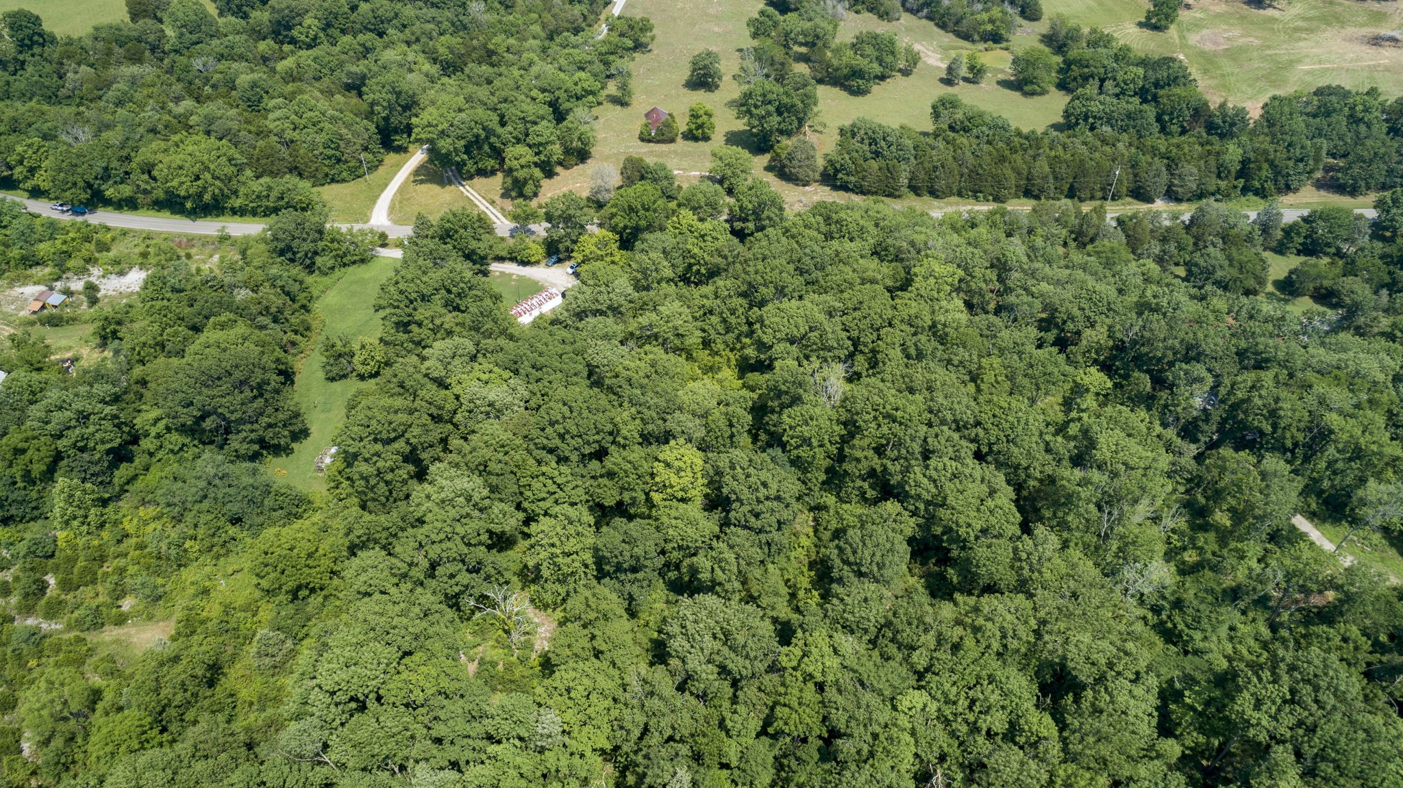 5196 Lunns Store Road Columbia, TN 38401 - Photo 10 of 17 Gallery Image 10