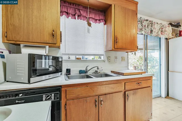 $1,098,000 | 4794 Blum Road, Martinez, CA 94553