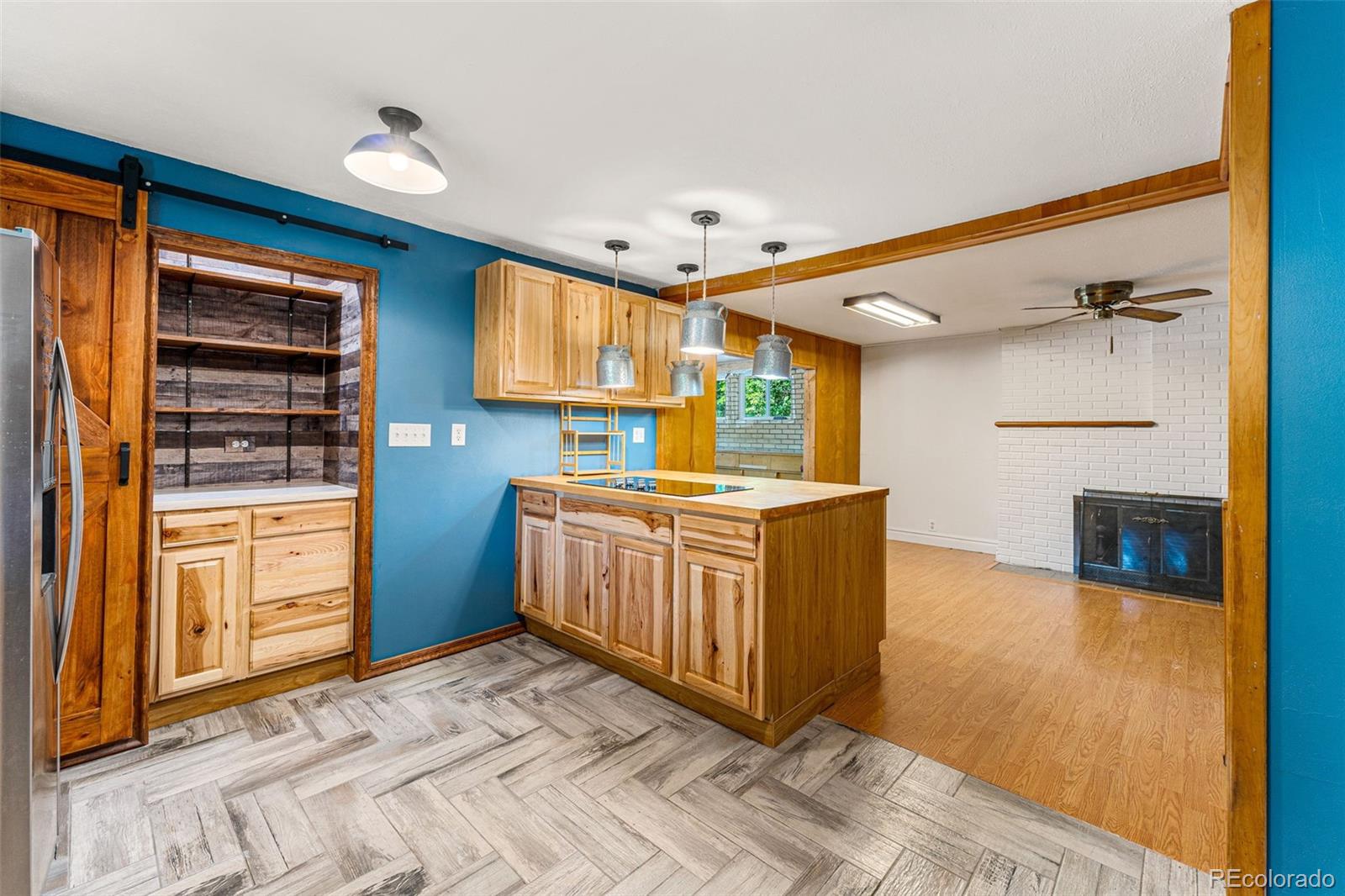 1901 West Ridge Road Littleton, CO 80120 - Photo 12 of 37