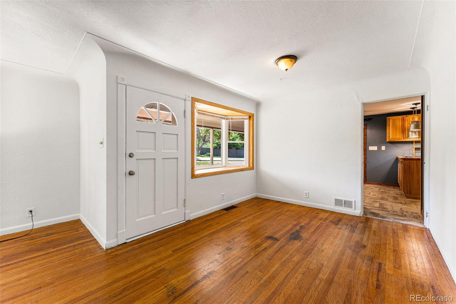 1901 West Ridge Road Littleton, CO 80120 - Photo 5 of 37