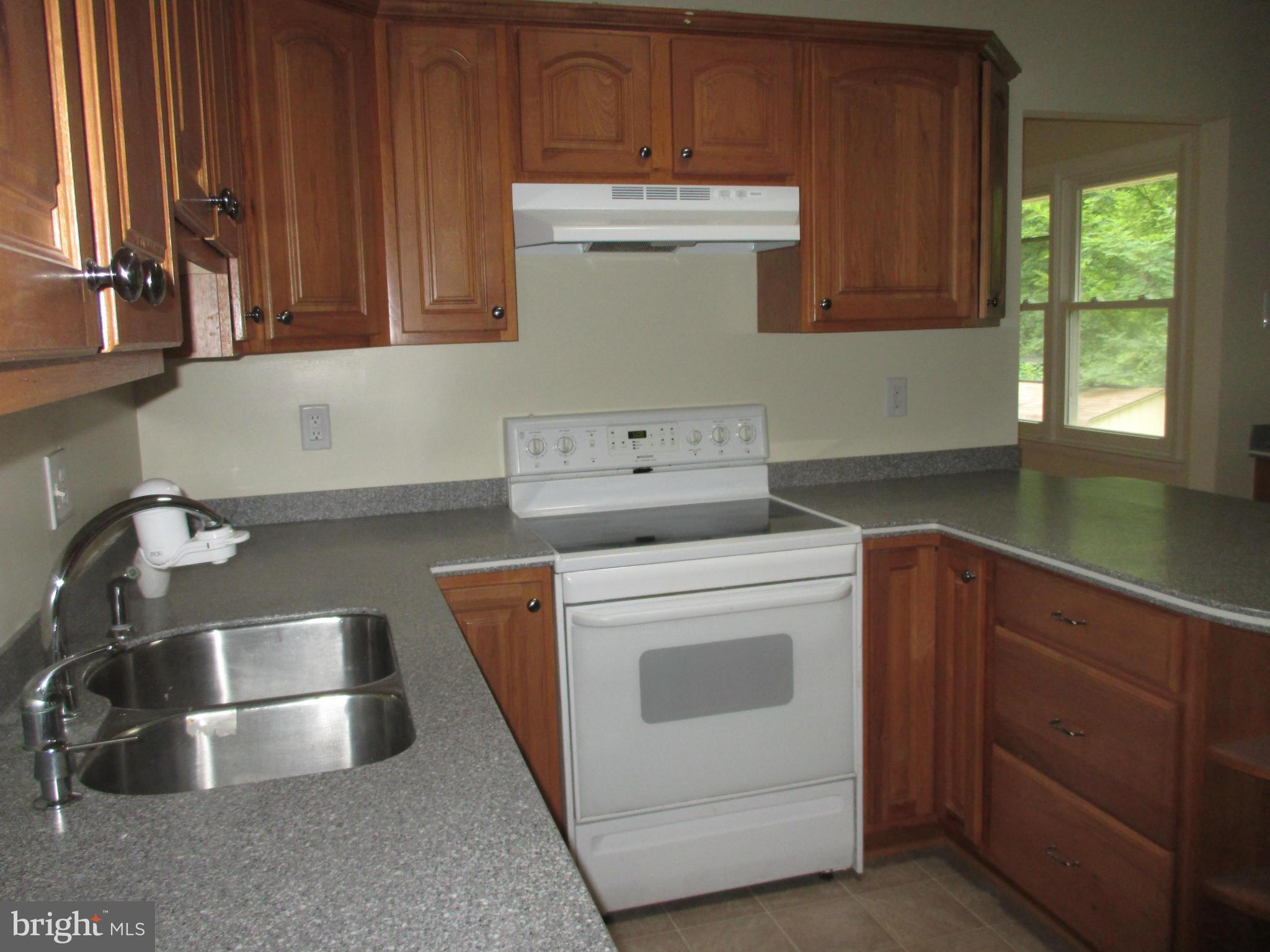 920 Annapolis Road Gambrills, MD 21054 - Photo 15 of 30 Kitchen