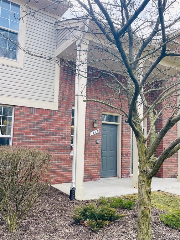 1892 Flagstone Circle, Unit 71 Rochester, MI 48307 - Photo 6 of 9