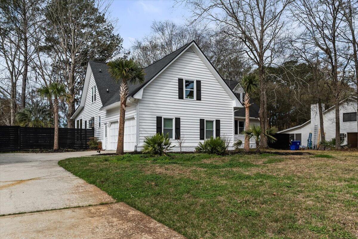 27 Fitzroy Drive Charleston, SC 29414 - Photo 4 of 52 04-DSC_9118