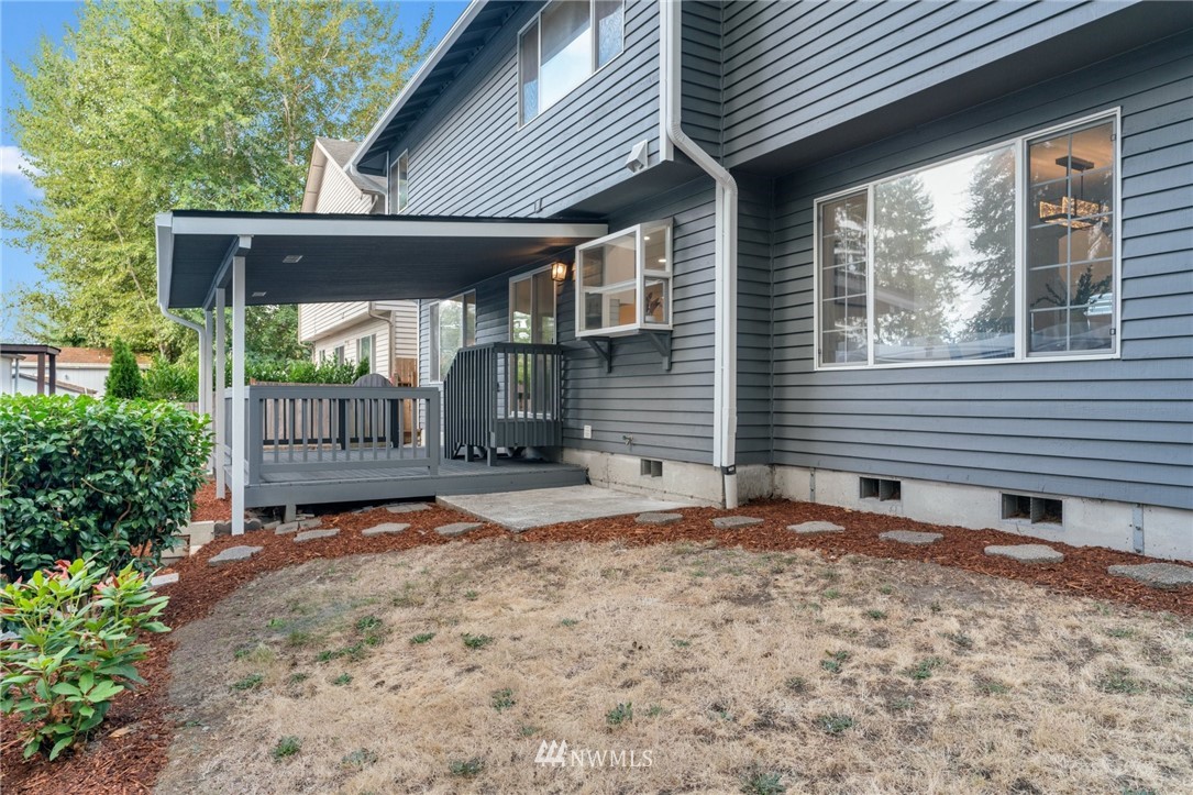 3135 Northeast 19th Place Renton, WA 98056 - Photo 33 of 37 Gallery Image 33