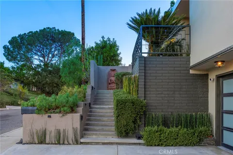 $3,499,988 | 3851 Beverly Ridge Drive, Sherman Oaks, CA 91423