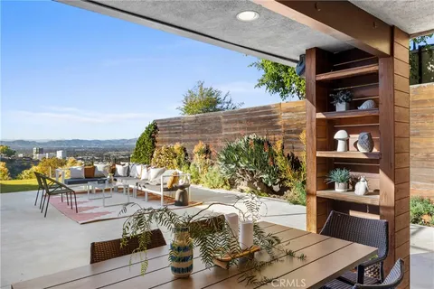 $3,750,000 | 3851 Beverly Ridge Drive, Sherman Oaks, CA 91423