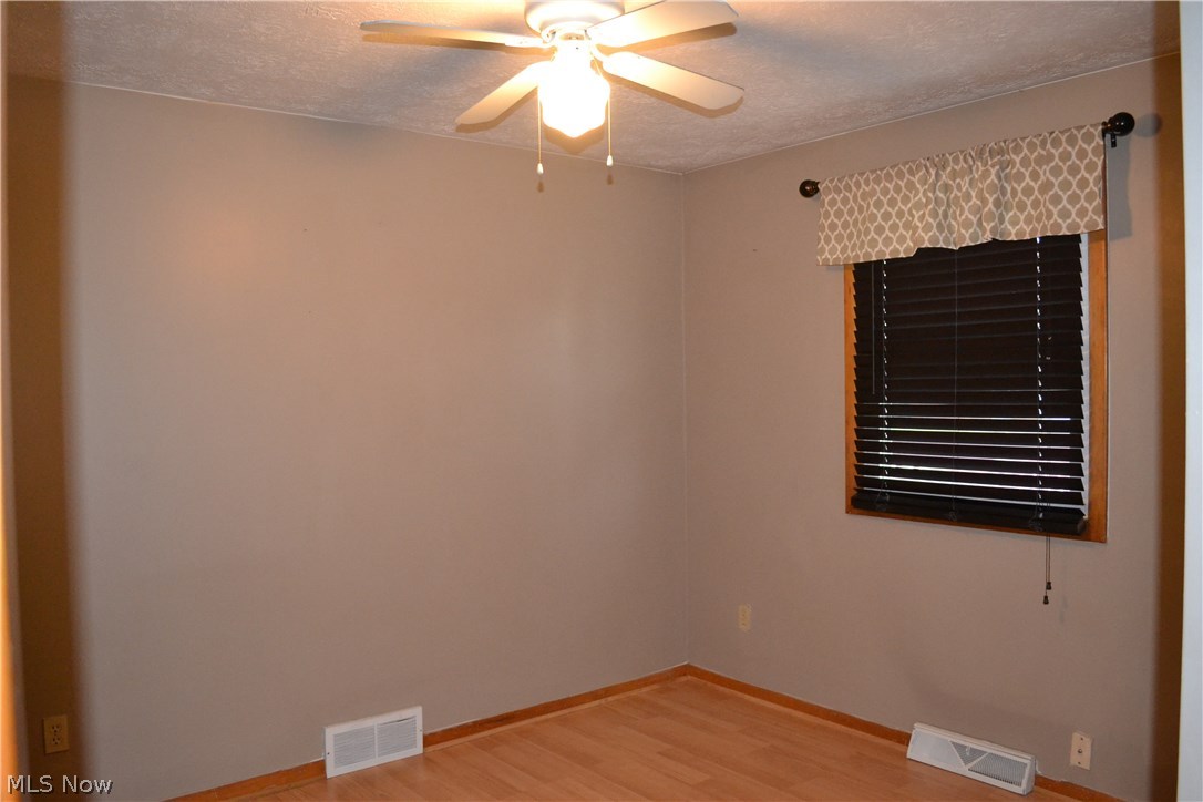 2230 Demington Avenue Northwest Canton, OH 44708 - Photo 13 of 24