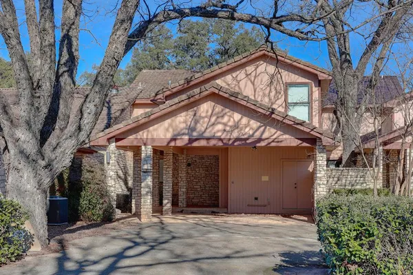 $1,875 | 2745 Bandera Highway, Kerrville, TX 78028